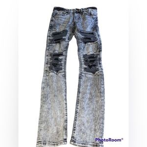 Gray H&M ripped skinny jeans
